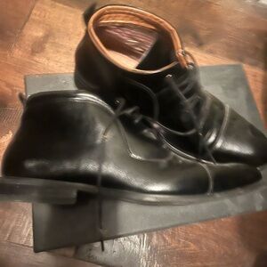 Black chukka boots used size 10